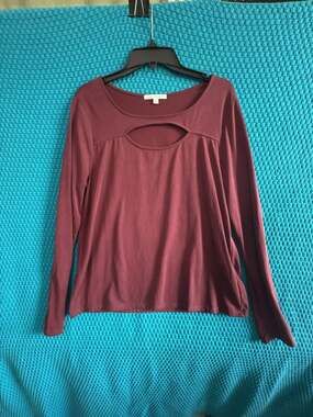 Green Envelope Los Angeles Burgundy Long Sleeve Peek-a-boo Cutout Front Top